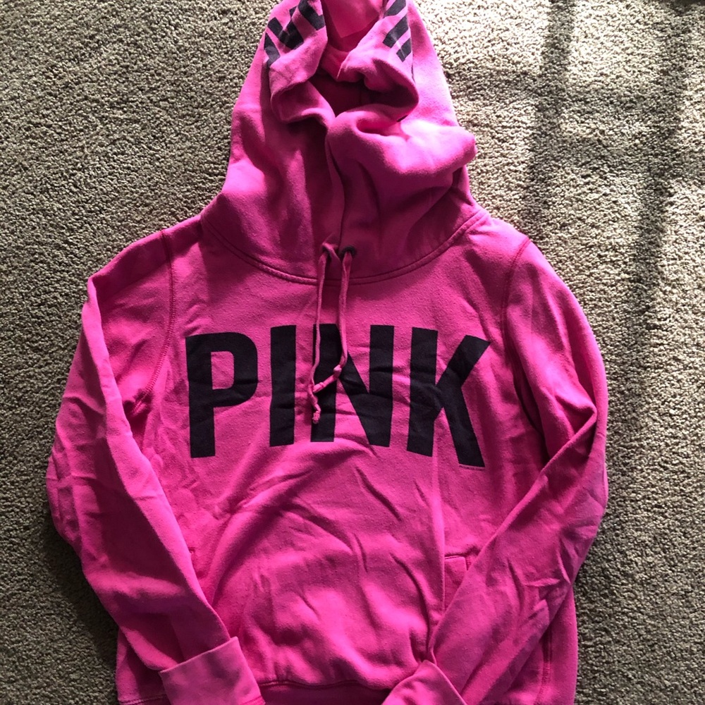 VS PINK sweater